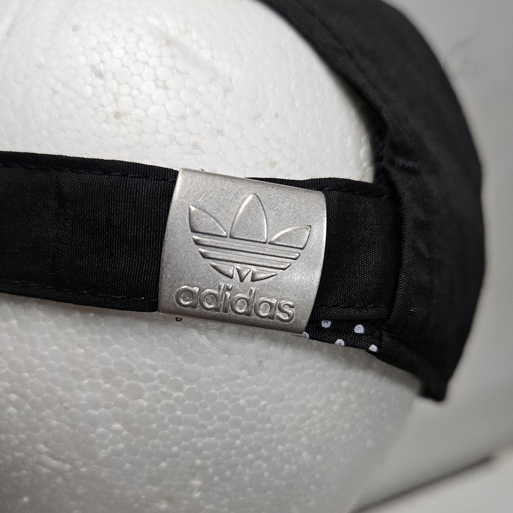 Adidas Originals ladies black/white trefoil embroidered strapback hat one size - Picture 3 of 7
